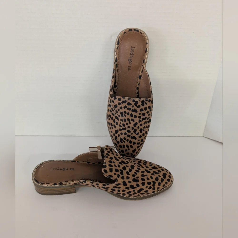 Indigo Animal Print Women's Mules Size 7 NWT - Picture 2 of 5